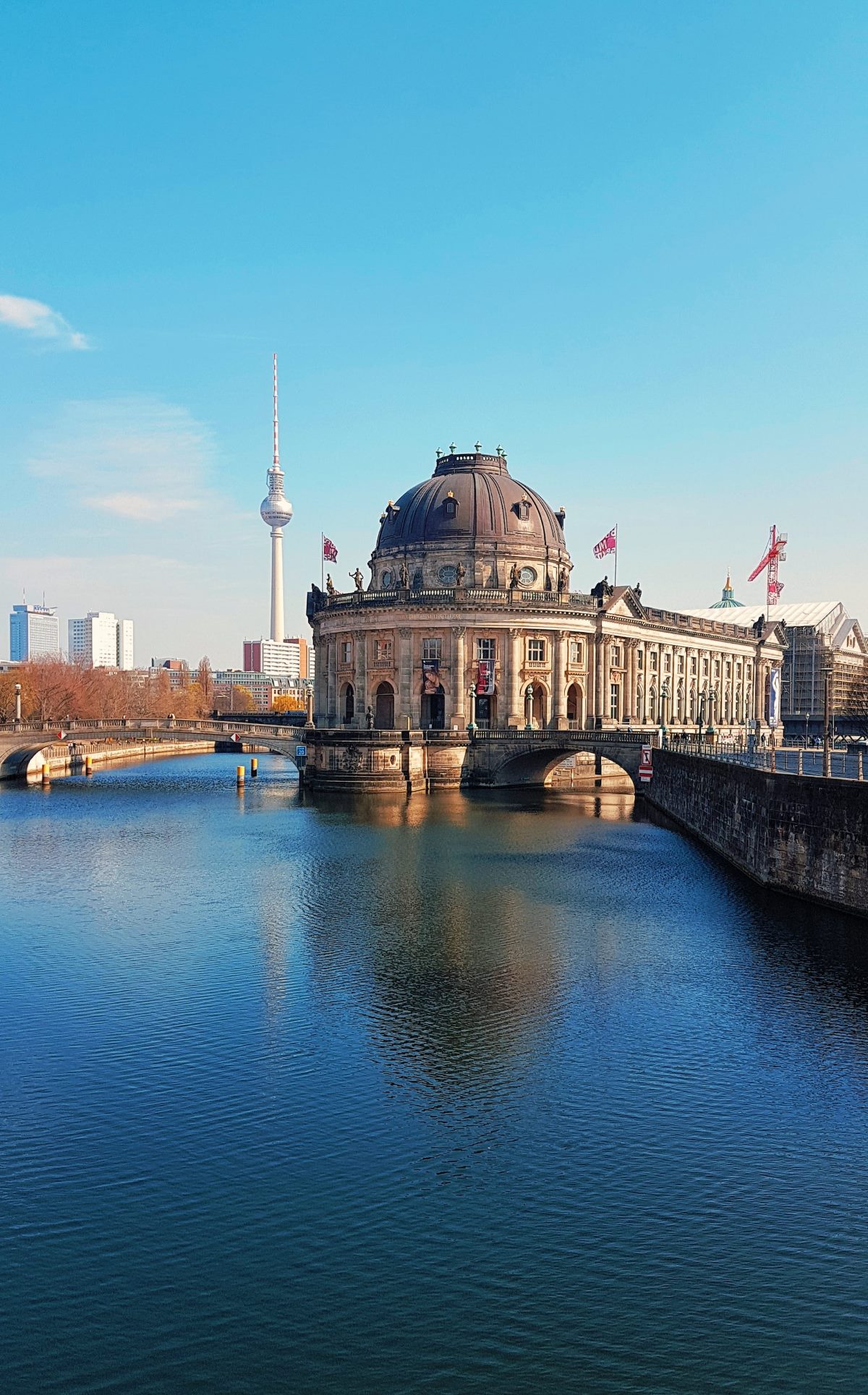 What are the oldest buildings in Berlin? Take a walking tour to find out!